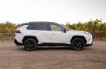 Toyota RAV4 XSE Hybrid 2018 года (NA)